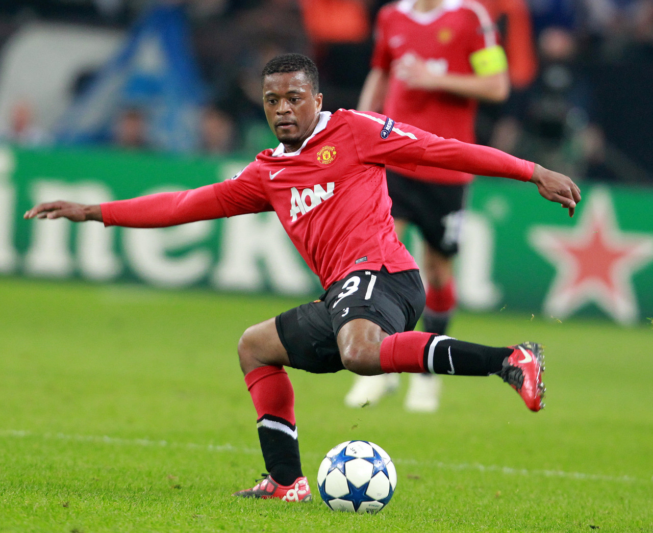 别斩获银牌 别斩获银牌