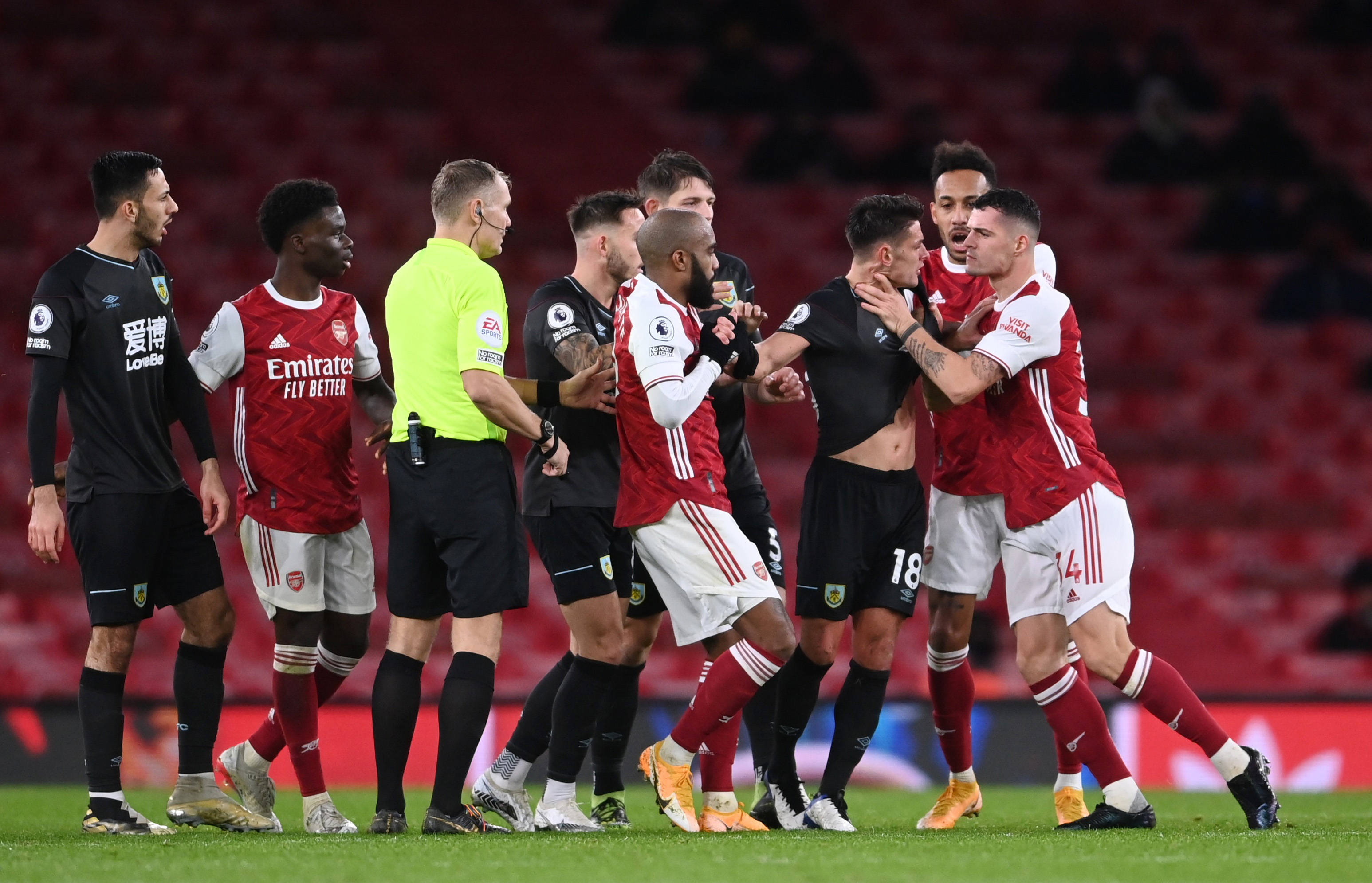 是巴萨最坚 是巴萨最坚